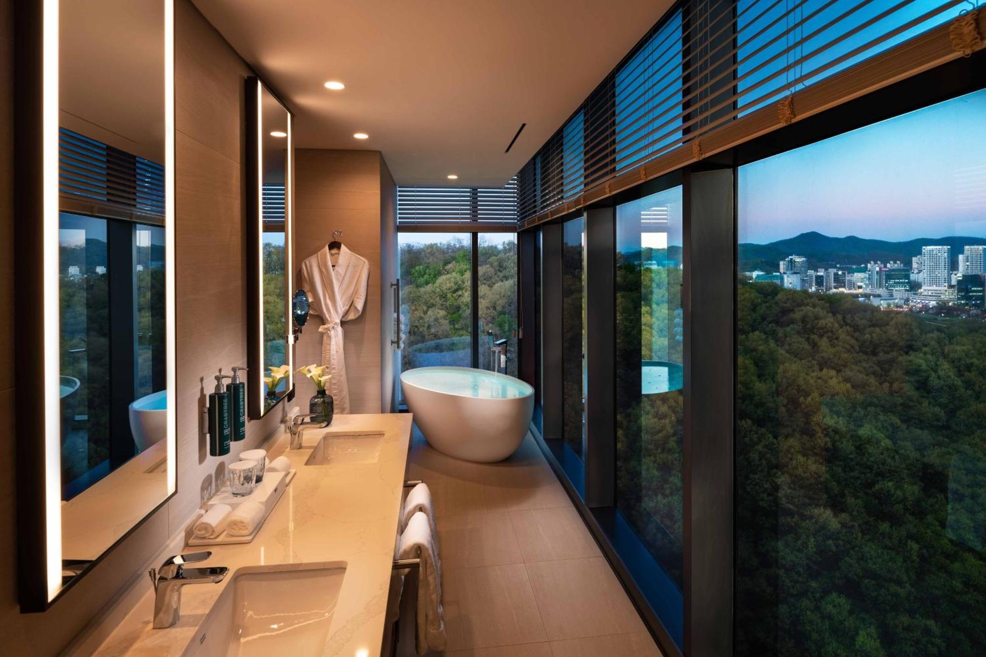 Hotel Doubletree By Hilton Seoul Pangyo Seongnam Esterno foto