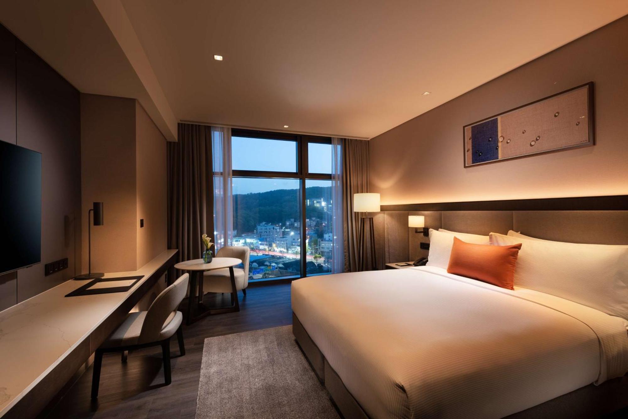Hotel Doubletree By Hilton Seoul Pangyo Seongnam Esterno foto